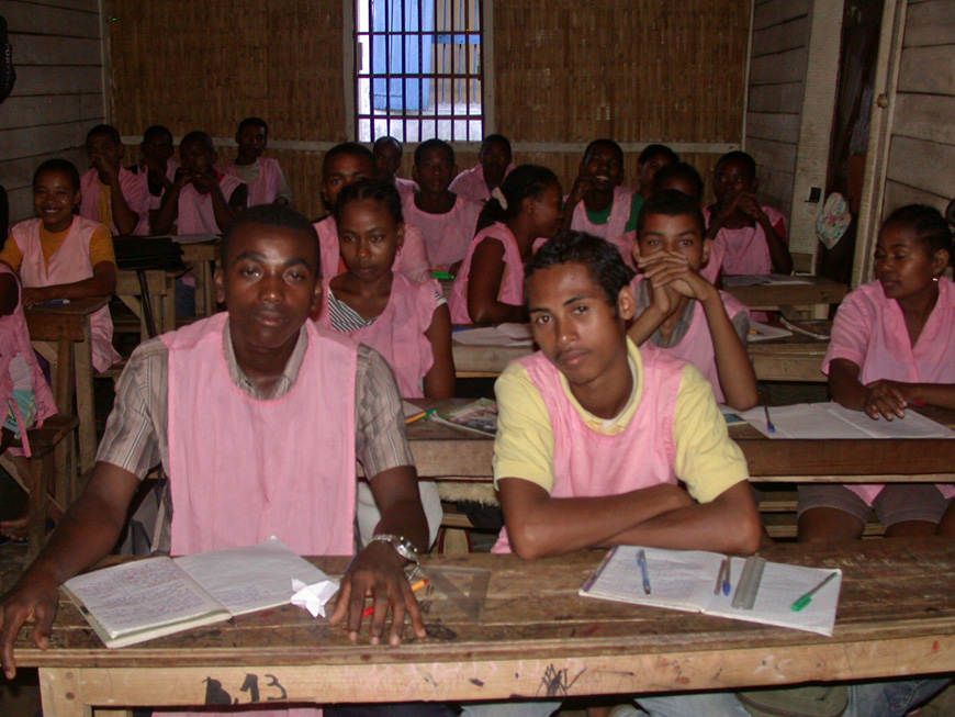 Une classe au cours Kanty à Fénérive-Est