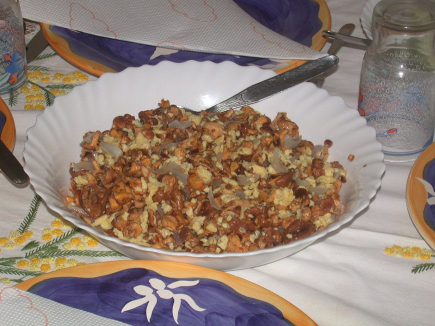 Un plat de girolles à la malgache