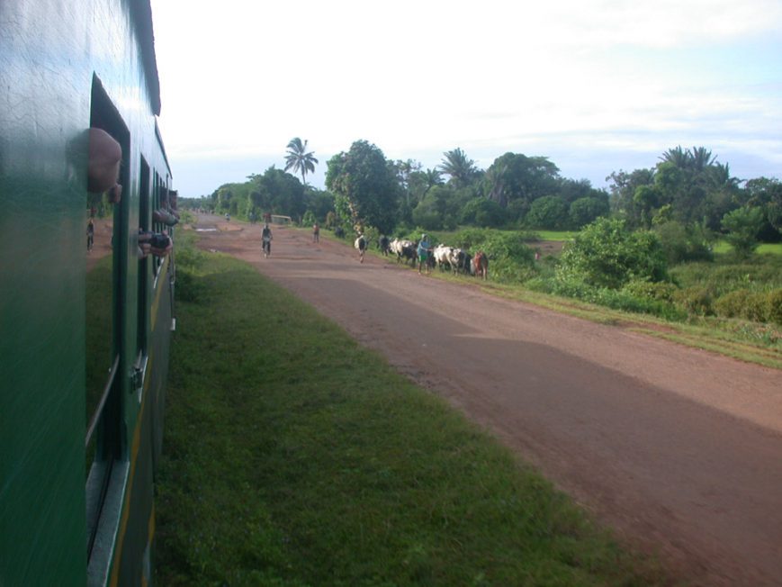 Départ de Manakara en longeant la route