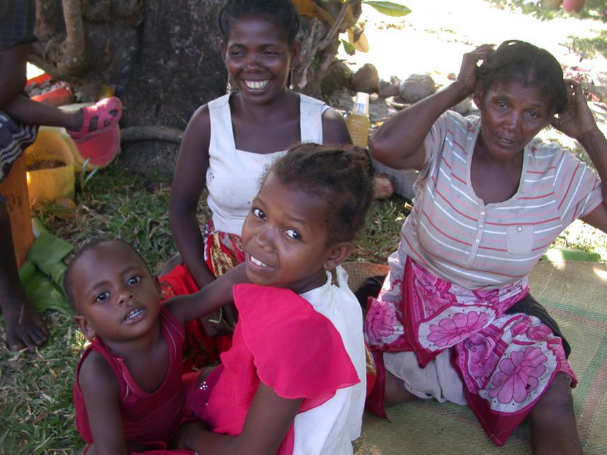 groupe de femmes à Ambatomalama