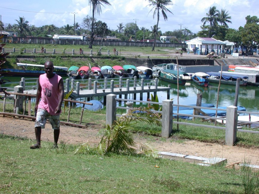 Le port fluvial de Tamatave